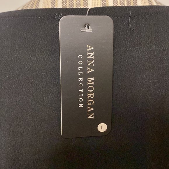 3/4 Bell Sleeve w/ Rhinestone Trim Top - Picture 7 of 9